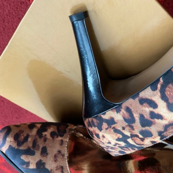 Ellen Tracy Animal Print Pump (NWOT) - Picture 4 of 9